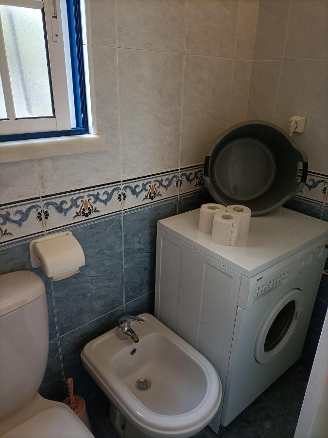 Estudio Mario Fanha Nazare Luaran gambar
